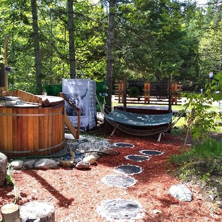 Lac-Simon Le Petit Cottage Du Grand Boise מראה חיצוני תמונה