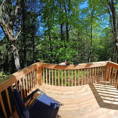 Lac-Simon Le Petit Cottage Du Grand Boise מראה חיצוני תמונה